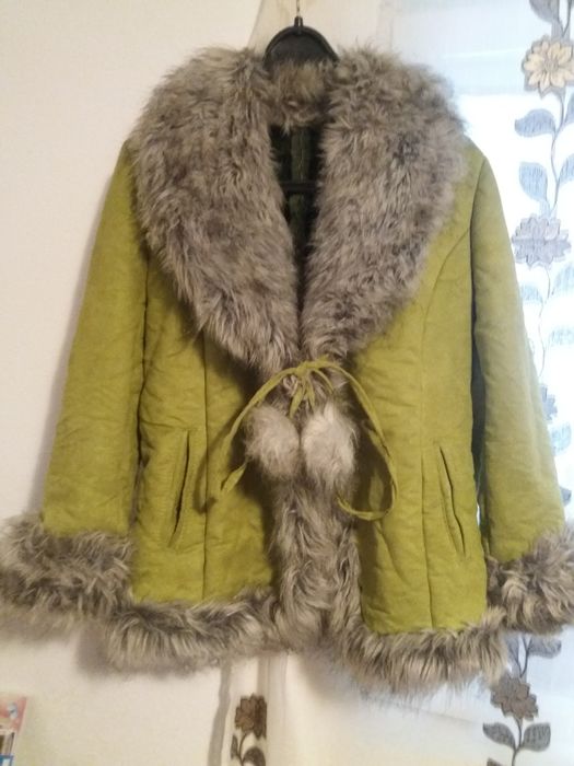 Cojocel modern foarte pufos