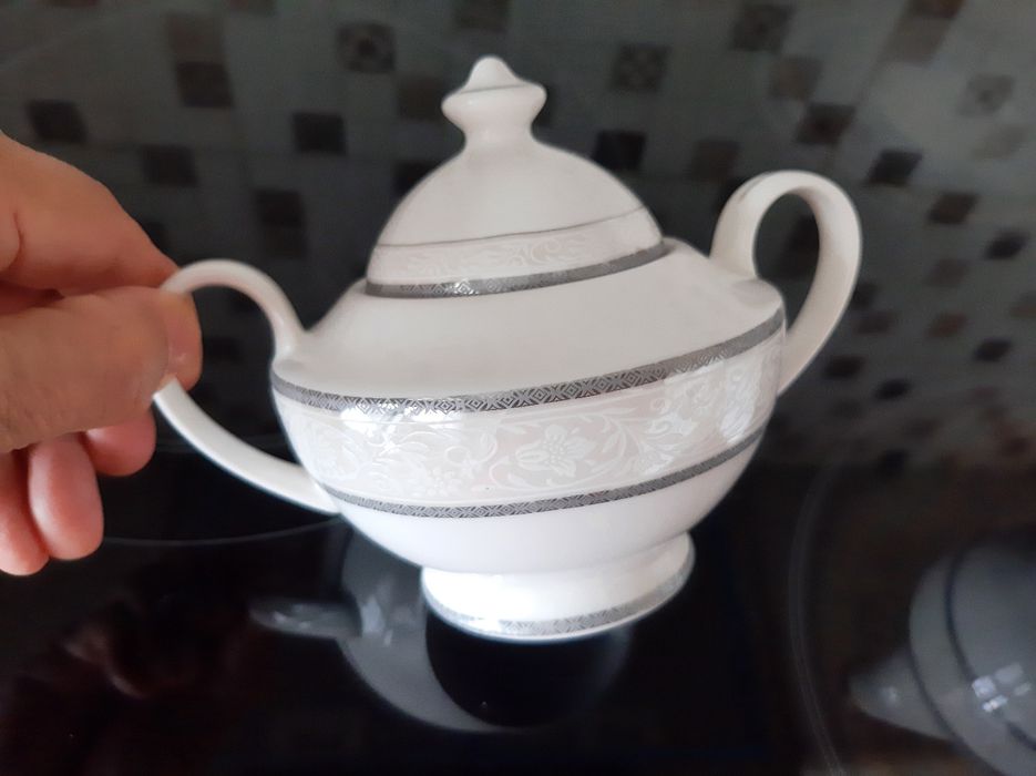 Сервис чайно-столовый 105 предметов