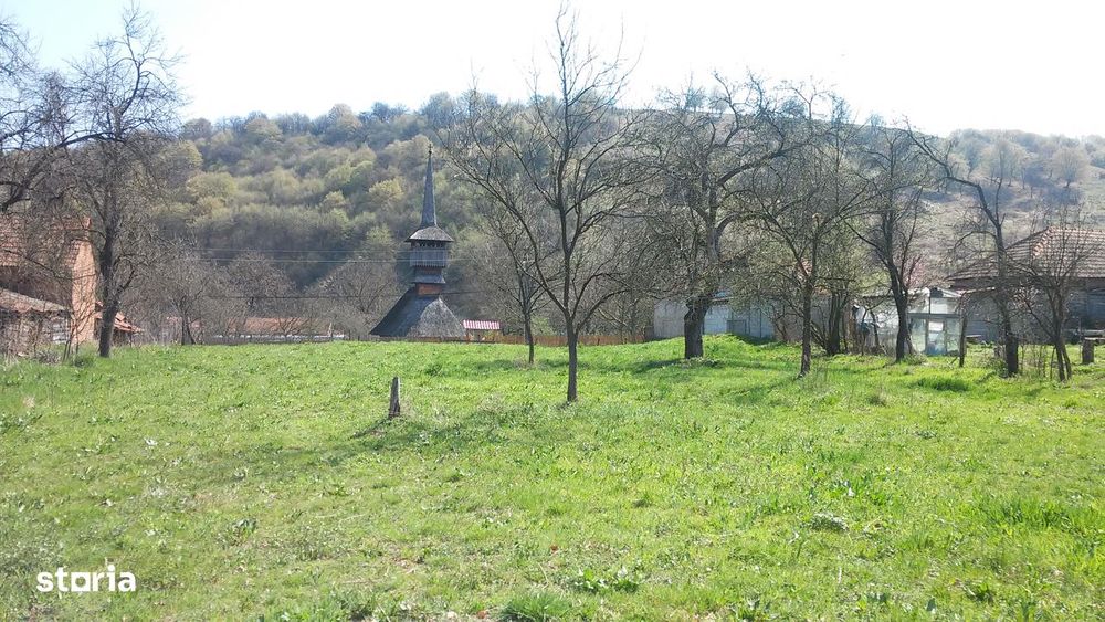 Teren intravilan, loc de casa și gradina 2219mp