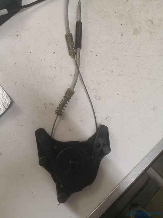 Sufa Macara Dreapta Fata Ford Fiesta Vi [ 2008 - > ] 1.0 (P4Ja, P4Jb,