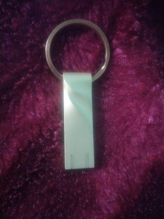 2 терабайтлик флешка