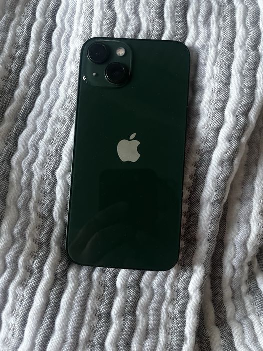 Iphone 13. Состояние отличное!.