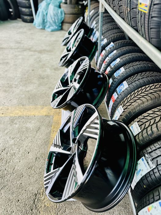 JANTE ORIGINALE AUDI SPORT R22 – 5x112, ET36 – Impecabile Oferta