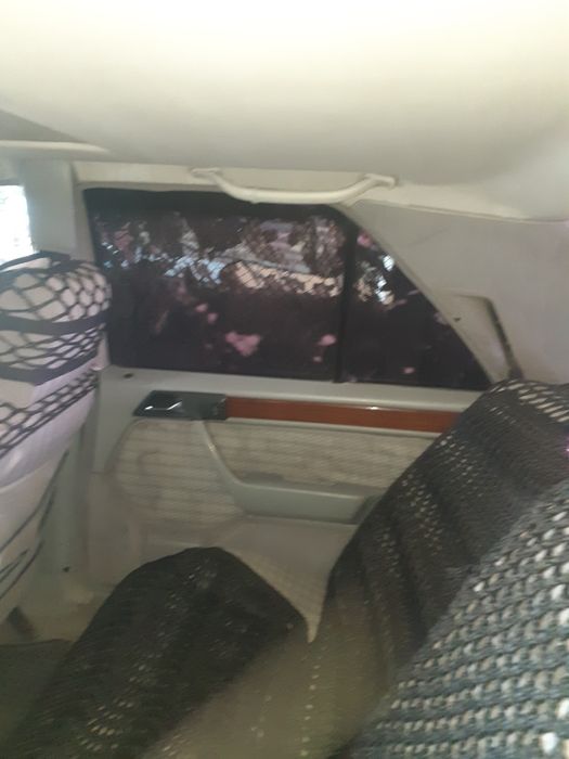 Продам мерседес е300