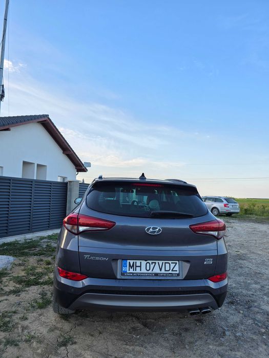 Masina Hyundai tucson