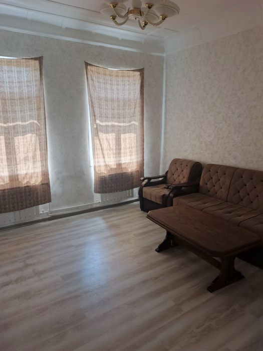 Дом 3.5 сотки Саракулька с новым ремонтом напротив транспортны инстету