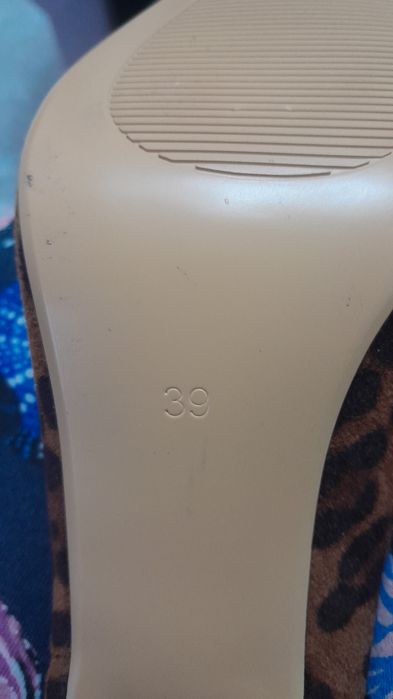 Продам новые полусапожки