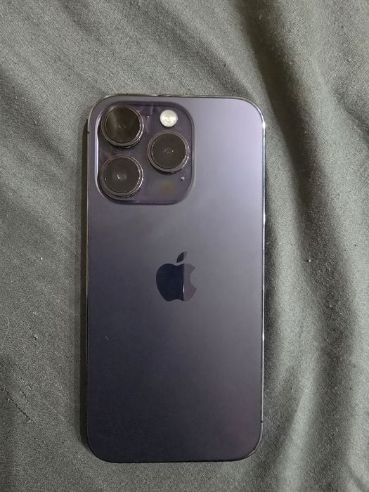 Обменяю айфон 14 про