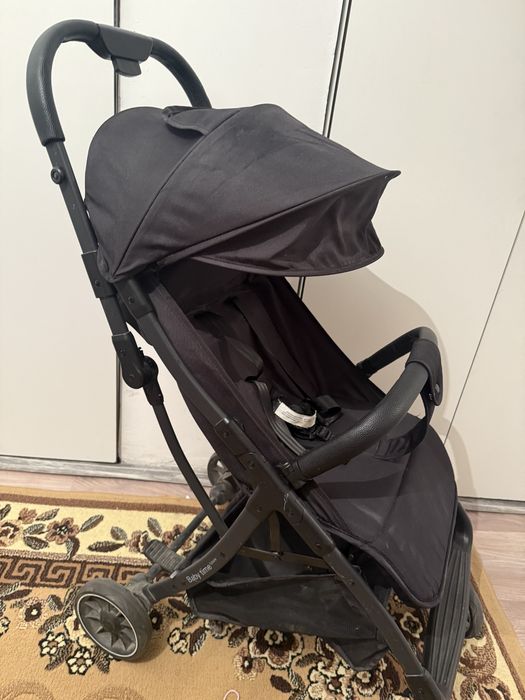 Продам коляску чемодан!