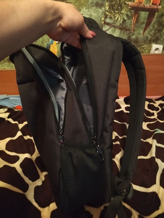 Продам рюкзак для ноутбука