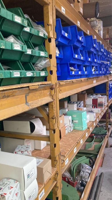 Rafturi metalice industriale - pentru depozit / magazie / service