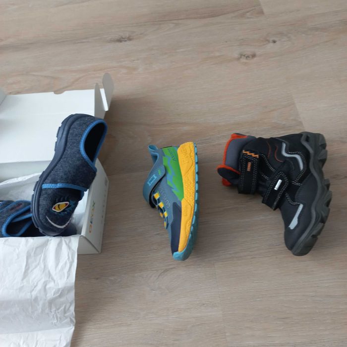 Детски ботушки, маратонки и топлинки