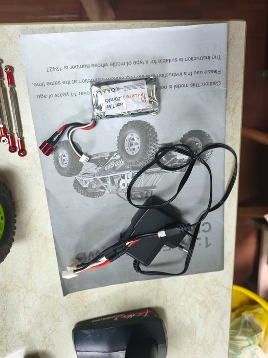 Vand RC Car Wltoys 12427 BUGGY 1:12 – complet, foartre bine itnretinut plus upgrade-uri