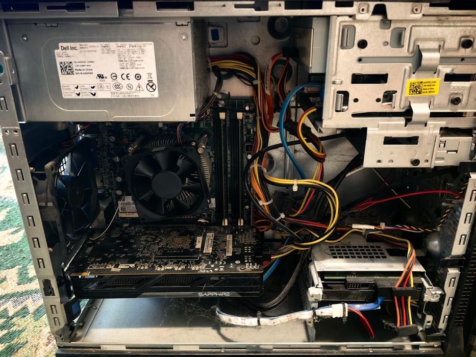 Vând PC performant – ideal pentru gaming și muncă!