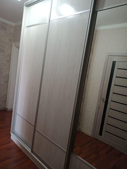 Продам шкаф купе в отличном состоянии