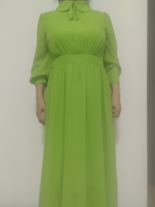 Платье нарядное разные