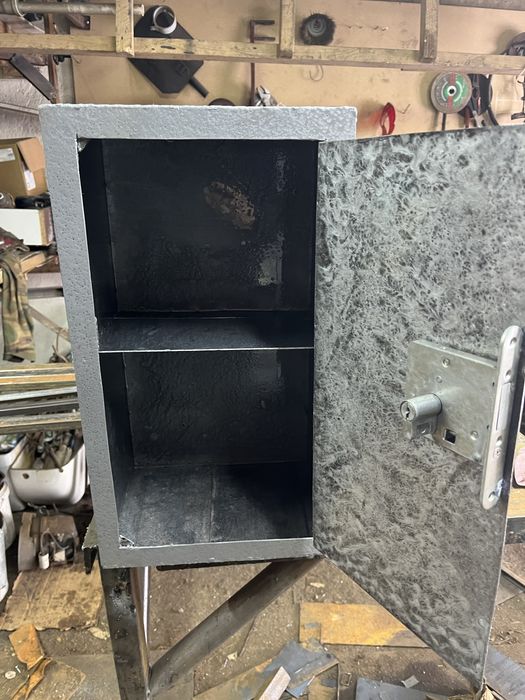 Сейф металлический на заказ