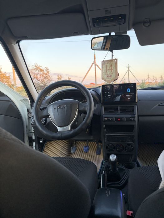 Продам Лада приора 2