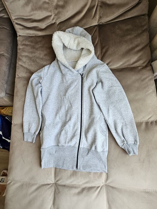 Кофты и ветровки