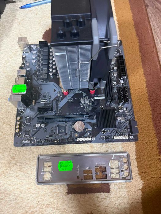 Kit placa baza A620M-H plus  + Ryzen 7 7700x