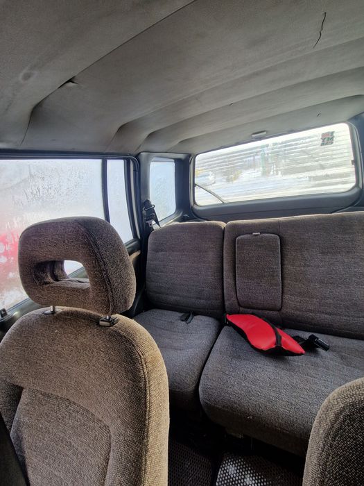 Nissan Prairie продам