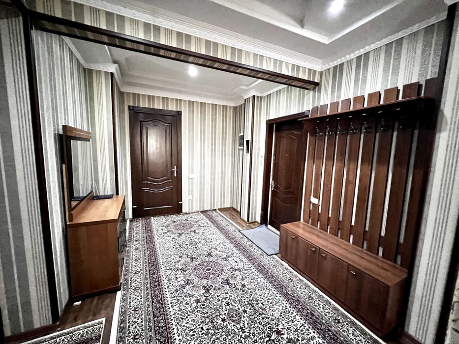 Квартира Продается Мирабод Райони ул.Нукус 120 м2