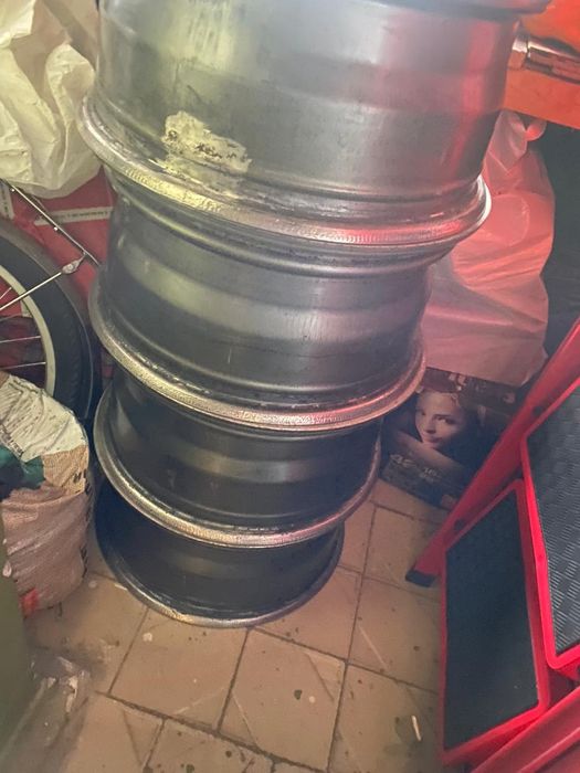 Продам диски на Мерседес R16