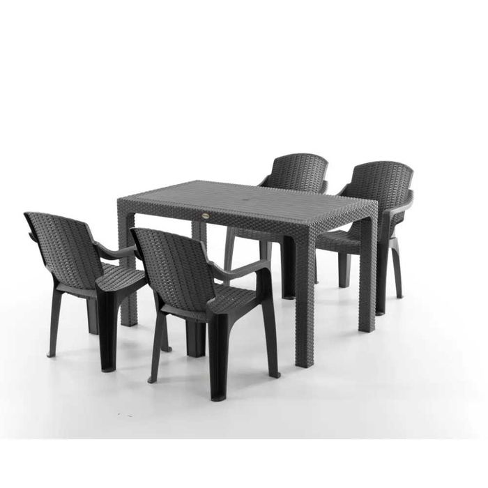 Пластмасов комплект с маса и  6 столa