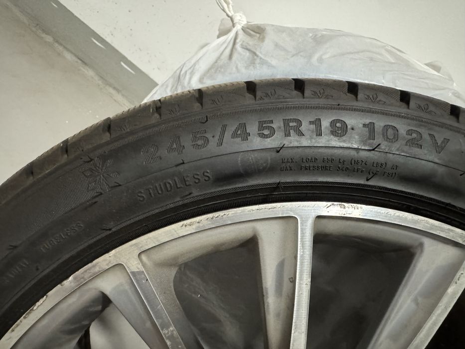 245/45R19 от Mercedes w222 оригинальные