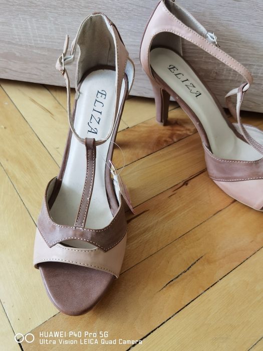 Дамски сандали. Няколко модела.