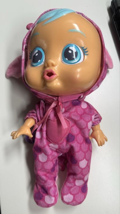 Cry babies, Кукла, Плачещо бебенце