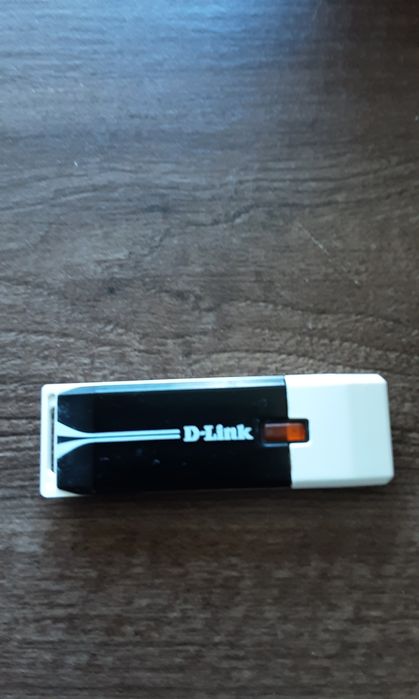 Router  D Link model dir 635