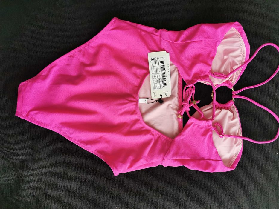 Дамски бански в розов цвят