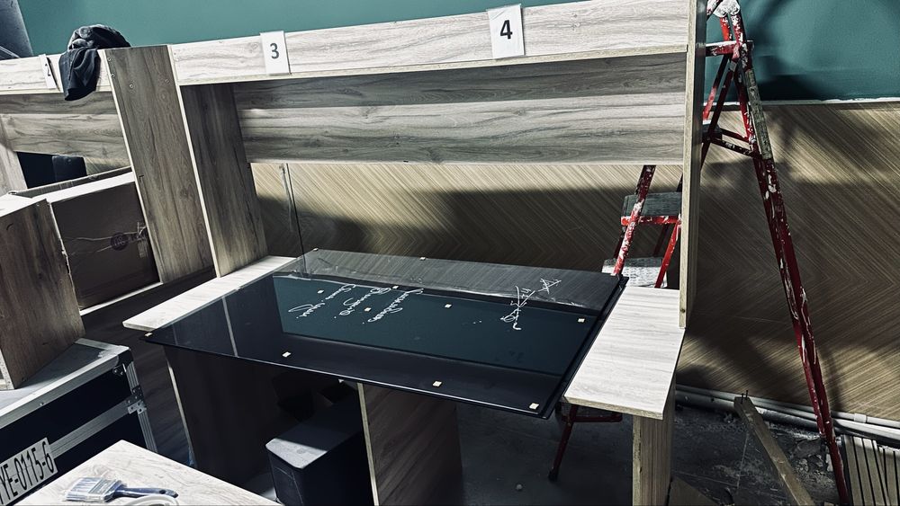 Стол компьютерный