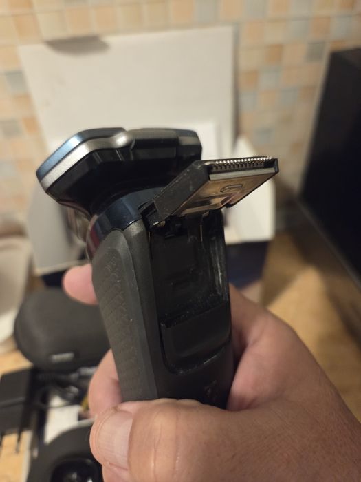 Aparat Barbierit Philips Seria 7000