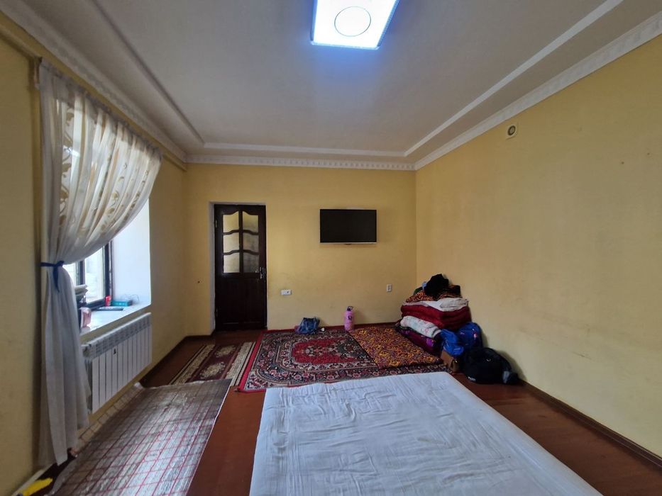 Жойдамда ховли уй оилага ижарага берилади!