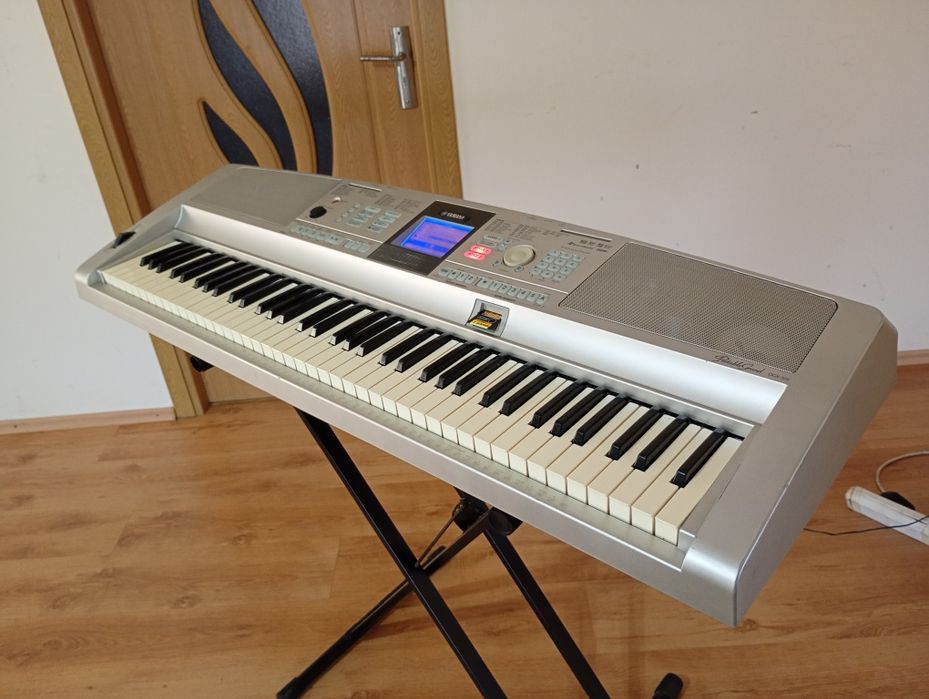 YAMAHA DGX-305 usb card memorie pian digital orga