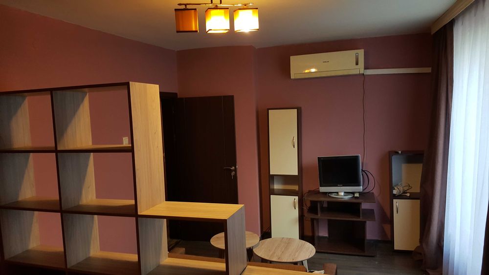 Дава се под наем Двустаен апартамент в Шумен, Център - 40 кв.м за 244.8 € - Снимка #1