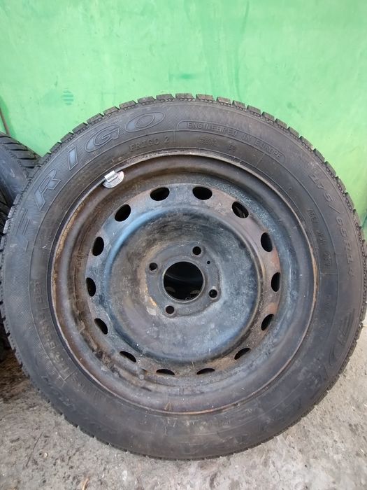 Зимни гуми с джанти за Пежо 206 175/75R14