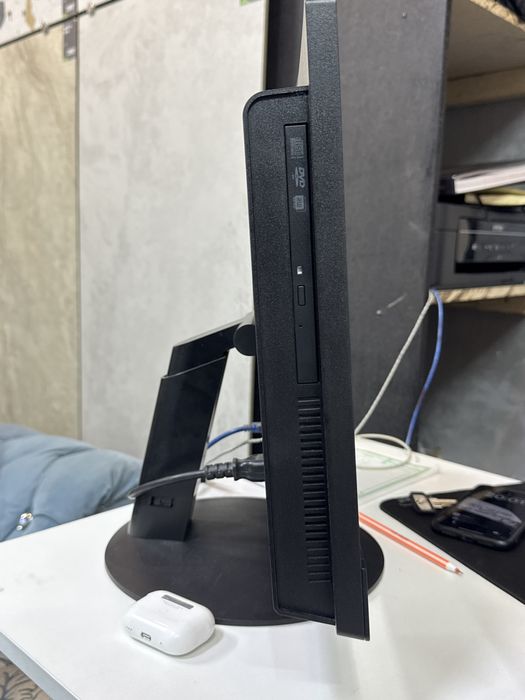 Моноблок Lenovo б/у