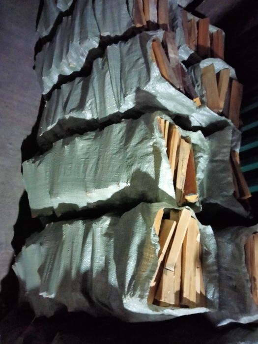 Дрова    мешками