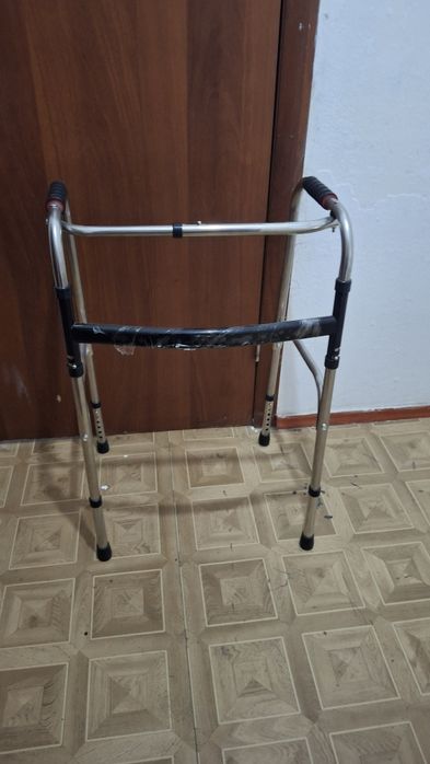 Ходунок для взрослых
