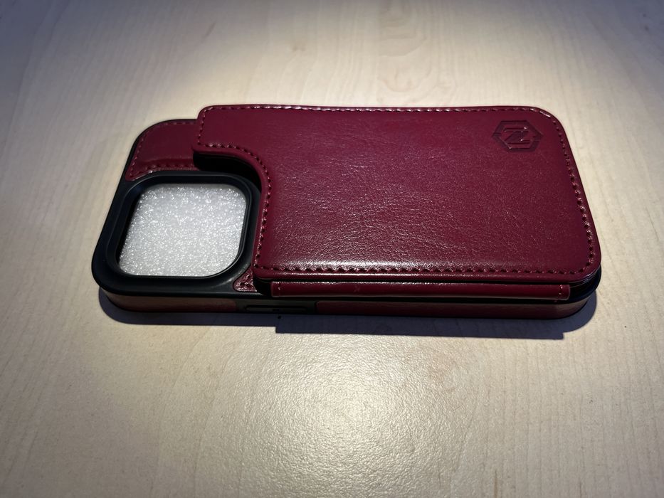 Husa Piele iPhone 14 Pro