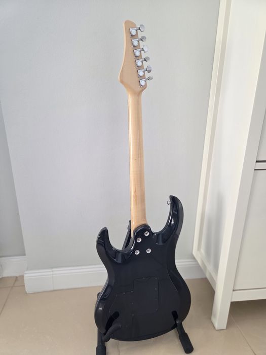 Chitară electrică Hora Iris Lux Black