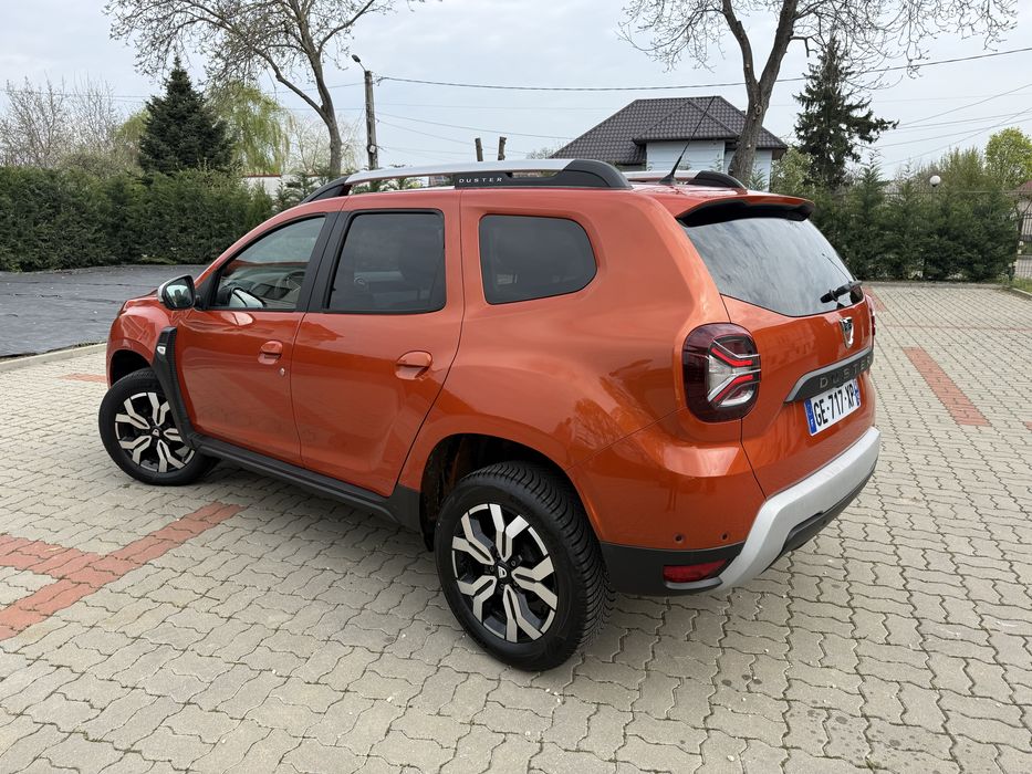 Dacia Duster 1.3 benzina 130 co camera jenti navi