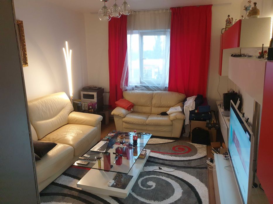 Vand sau schimb cu casa apartament decomandat 52M2.