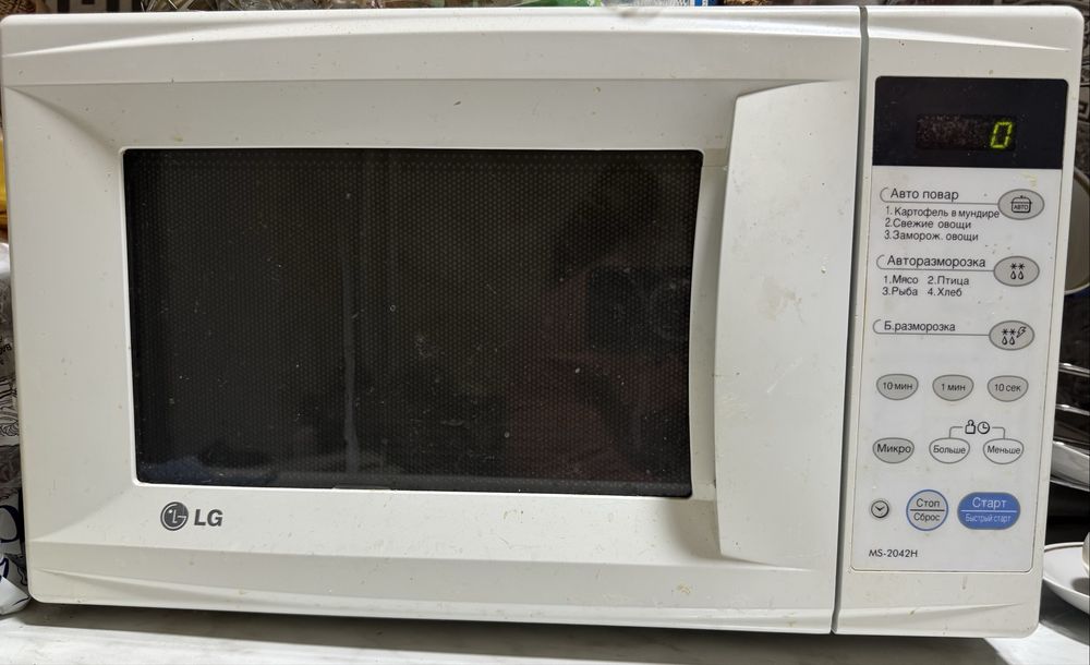 Срочно продам микровадновку LG