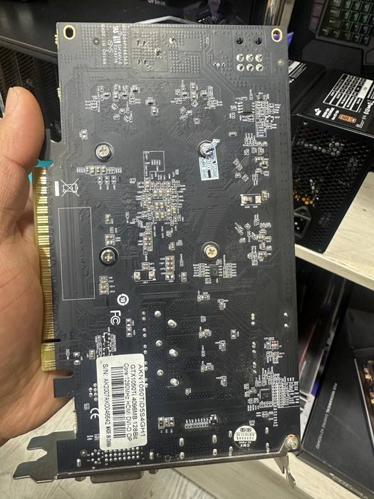 Arktek gtx 1050ti 4gb 128bit ddr5!