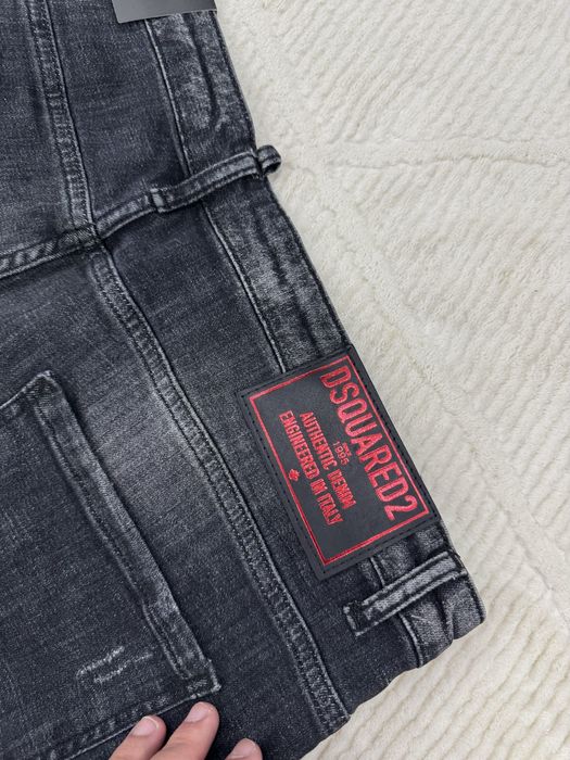 Нови!Дънки на dsquared!!