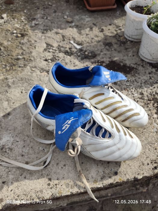 Бутонки adidas umbro